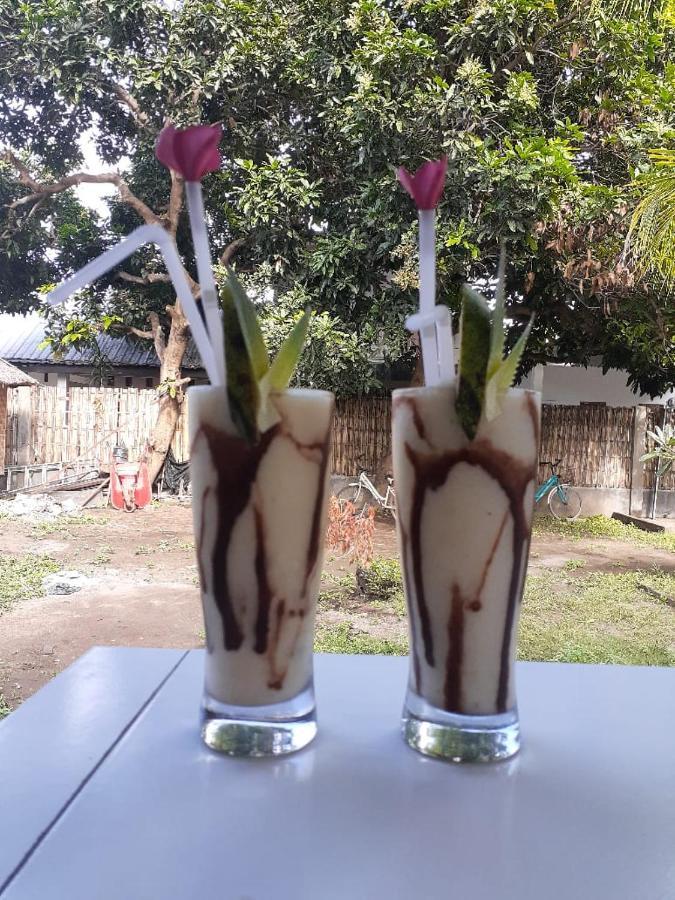 Balengku Dua Apartment Gili Islands Exterior photo