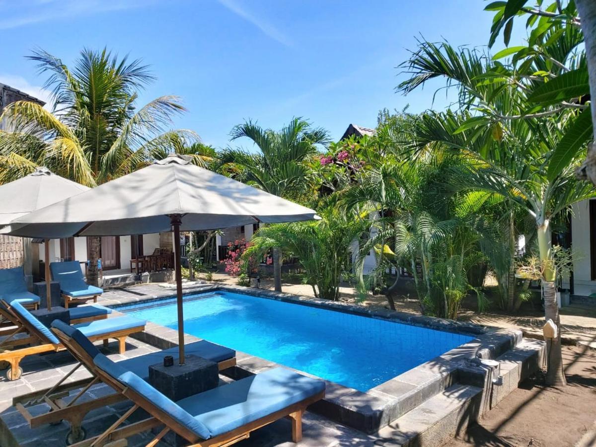 Balengku Dua Apartment Gili Islands Exterior photo