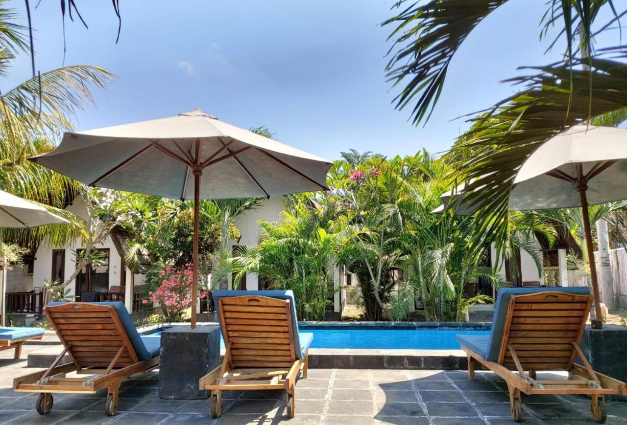 Balengku Dua Apartment Gili Islands Exterior photo