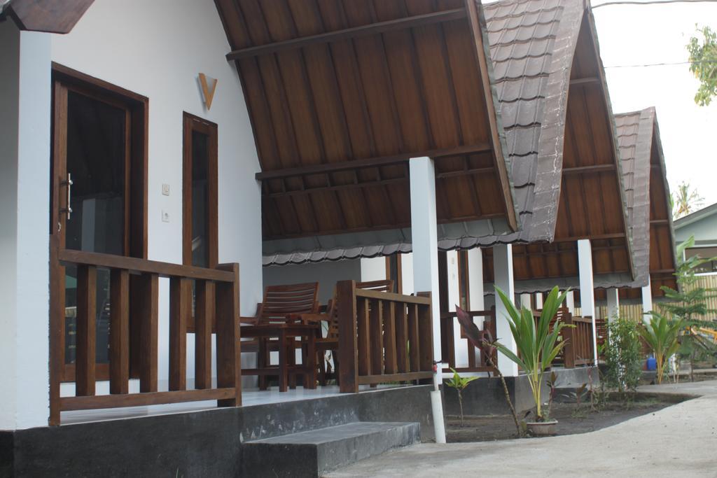 Balengku Dua Apartment Gili Islands Exterior photo