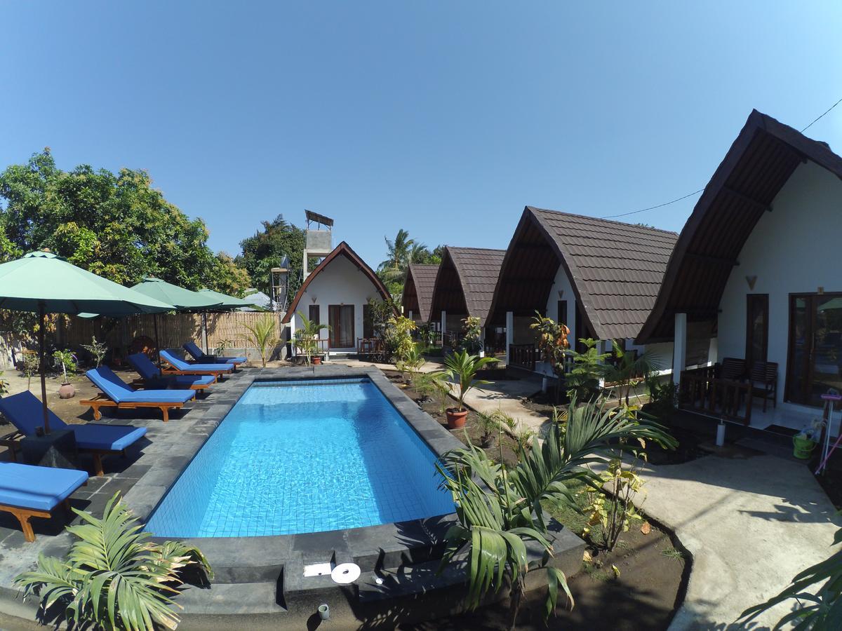Balengku Dua Apartment Gili Islands Exterior photo