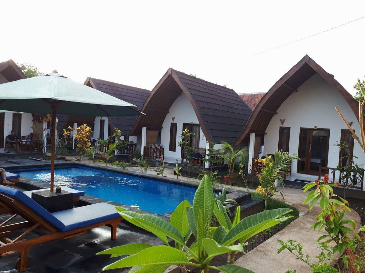 Balengku Dua Apartment Gili Islands Exterior photo