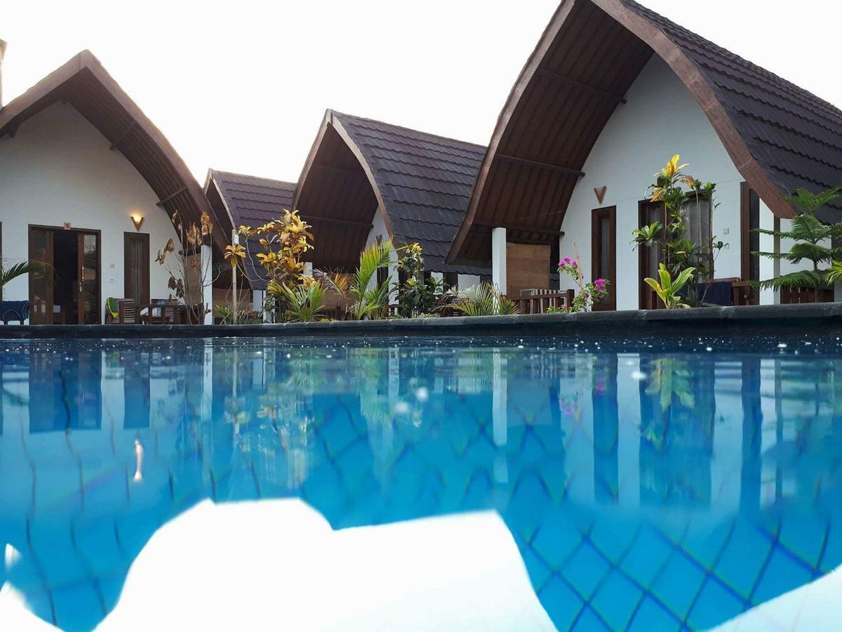Balengku Dua Apartment Gili Islands Exterior photo